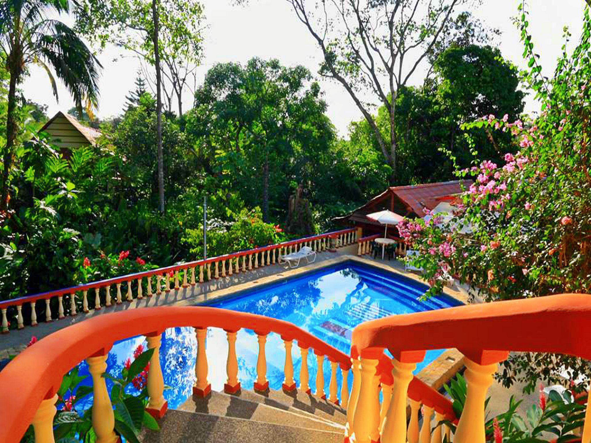 Hotel Tres Banderas Manuel Antonio Extérieur photo